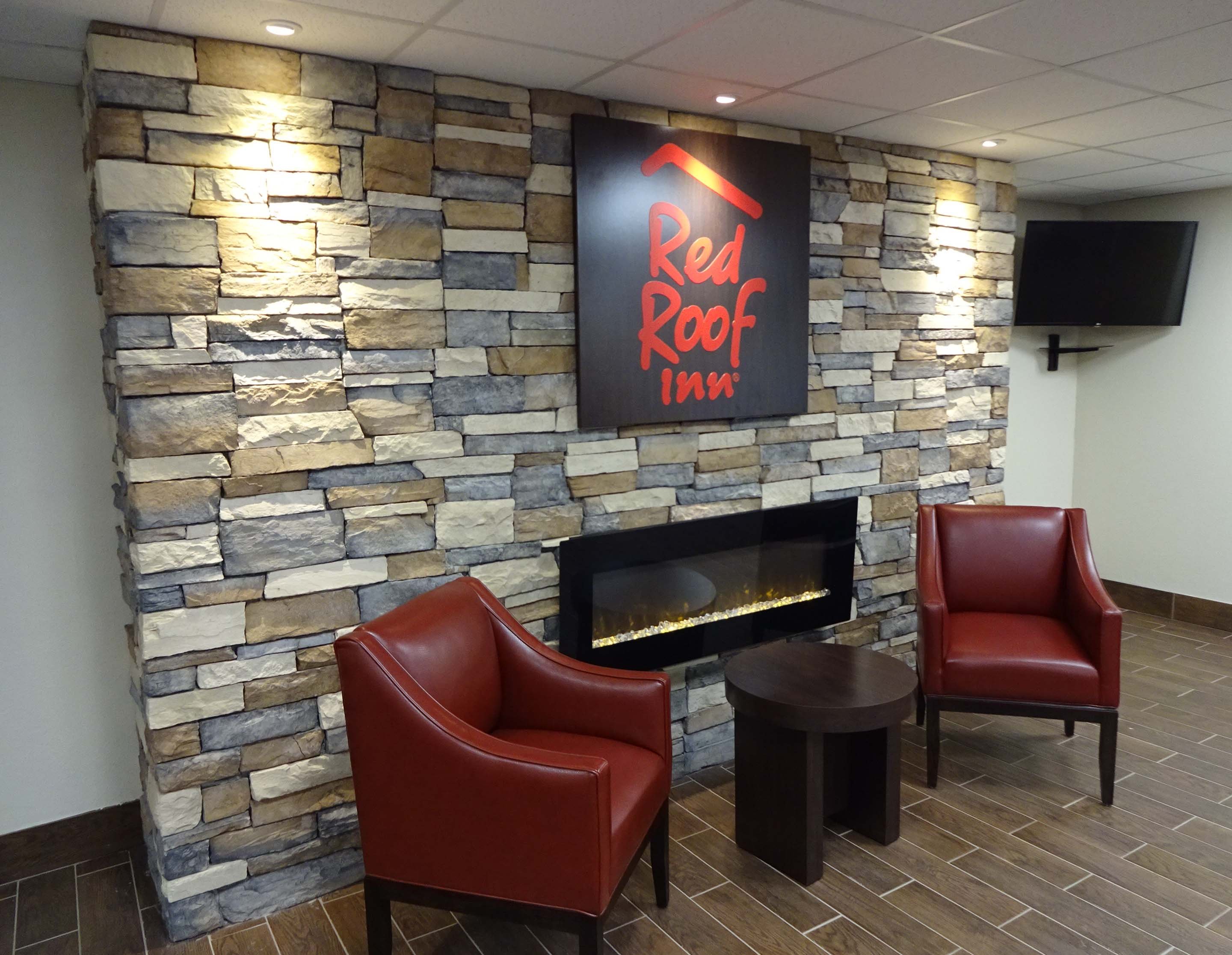 Red Roof Inn Indianapolis - Castleton 19/26