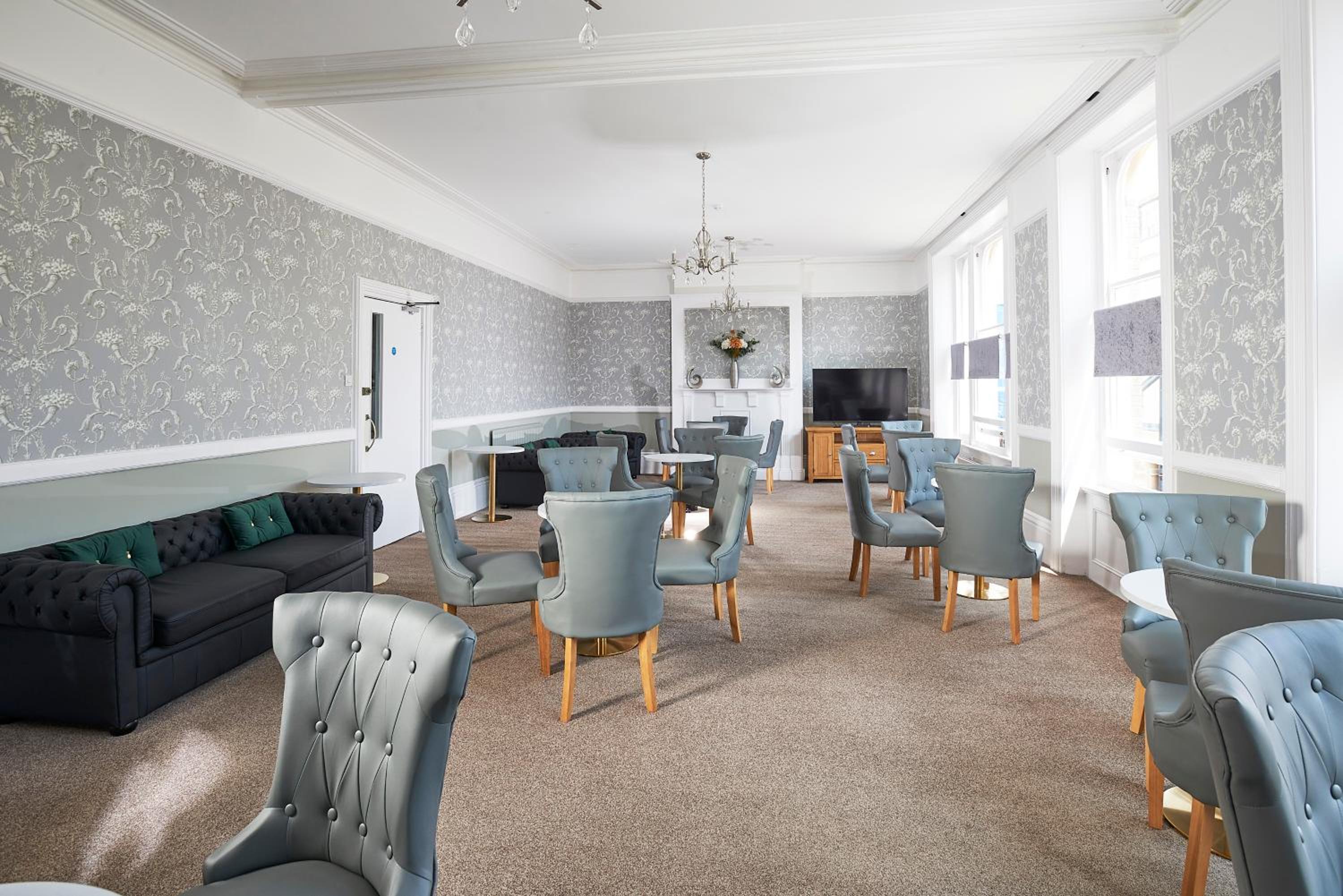 The Crown Hotel 29/55
