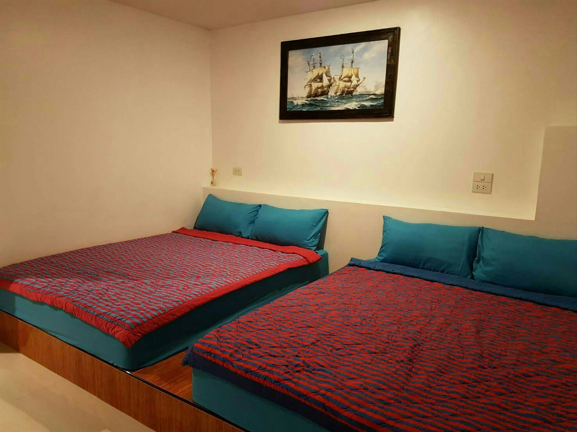3 BEDROOMS, VILLA