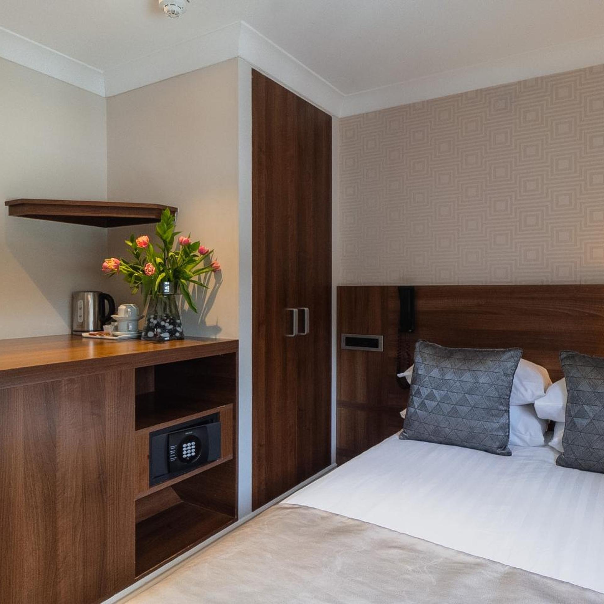 غرفة صغيرة مزدوجة، London House Hotel 5/10