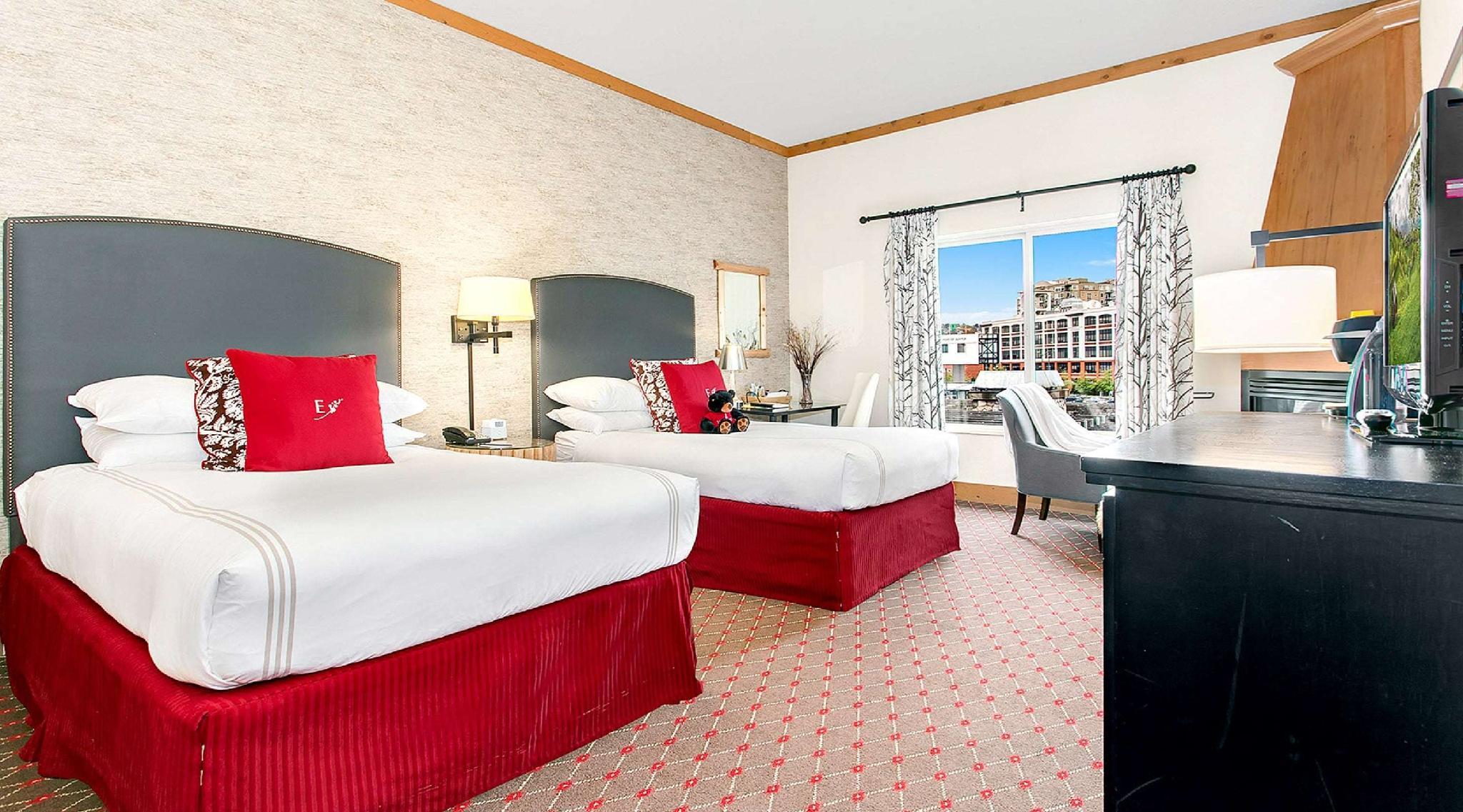 City, Double Bed