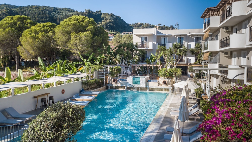 Iniohos Zante Hotel & Suites 47/50