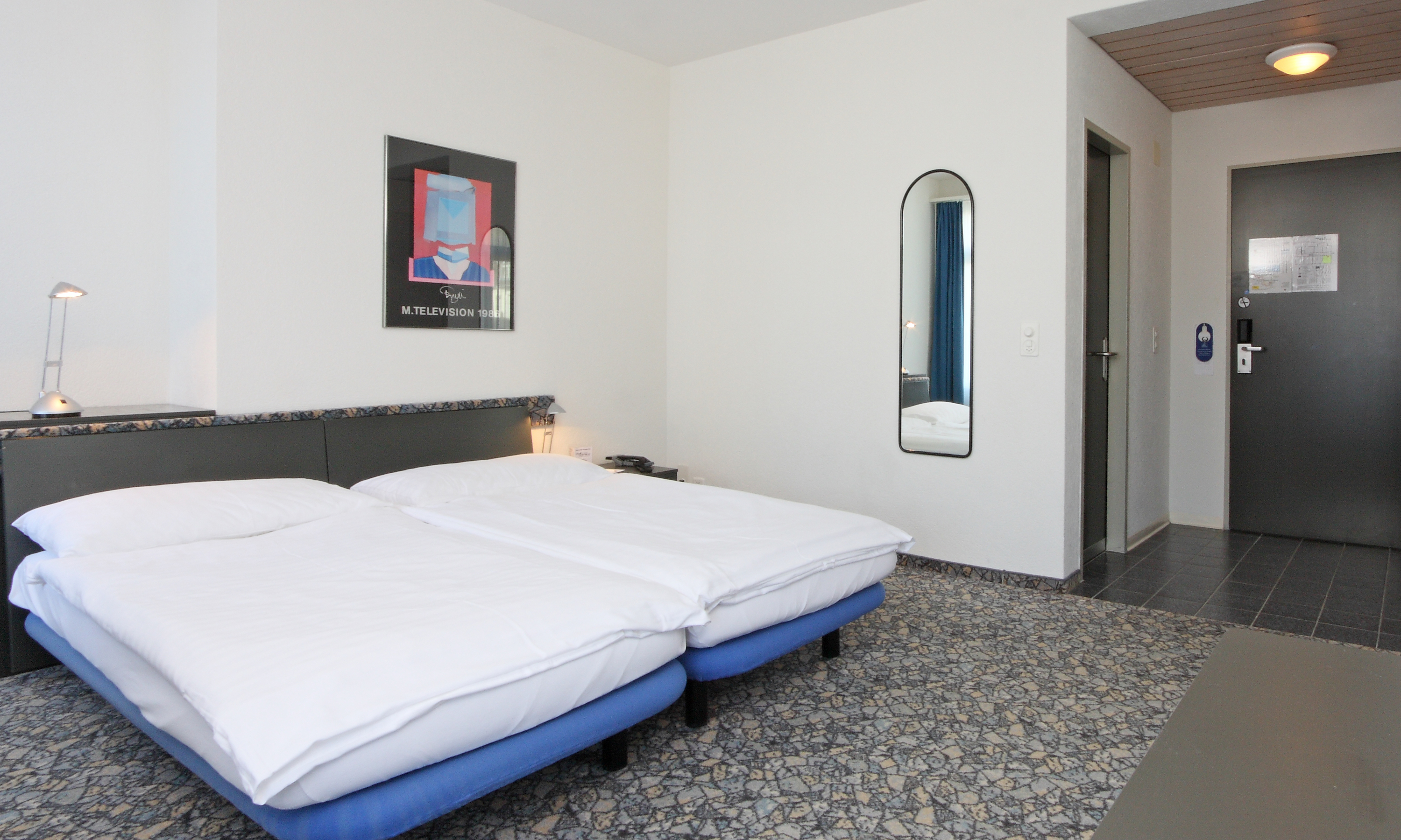 Standard, Twin Beds