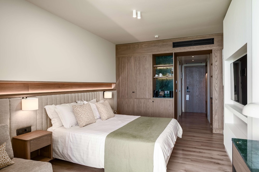 Room at Kontokali Bay Resort and Spa, CORFU