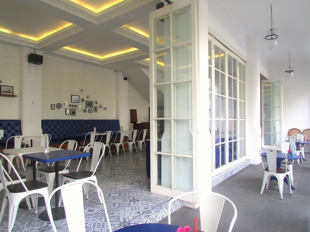 Riche Heritage Hotel 23/34