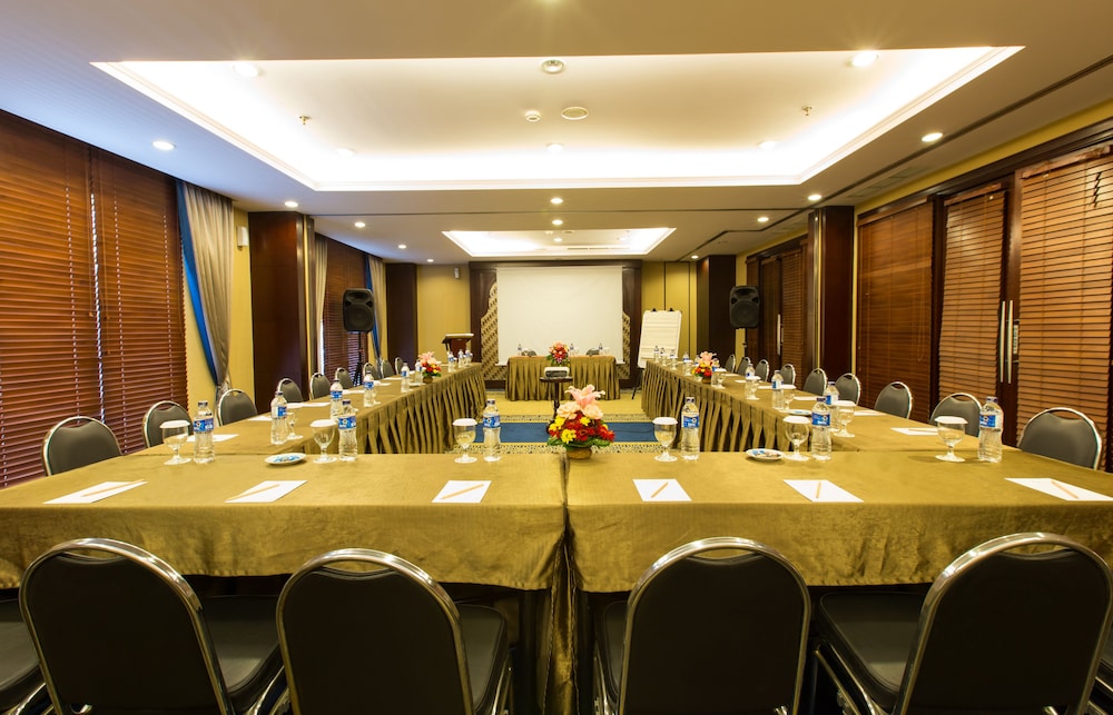 Asmila Boutique Hotel 32/37