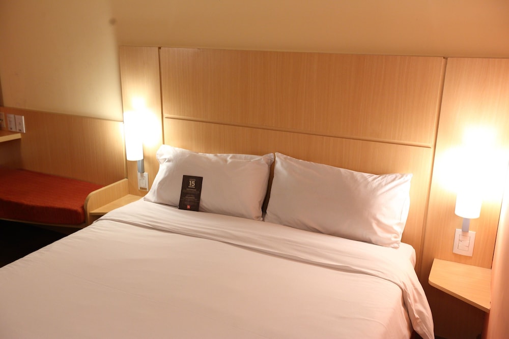 Ibis Buenos Aires Obelisco 23/49
