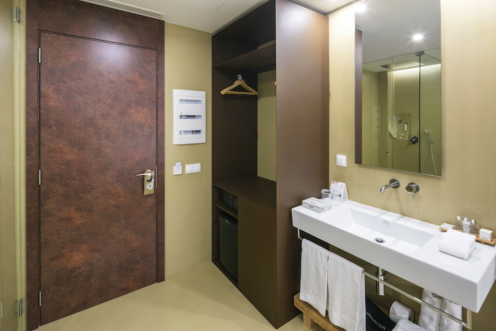 Lagos Avenida Hotel - Adults Only 63/65