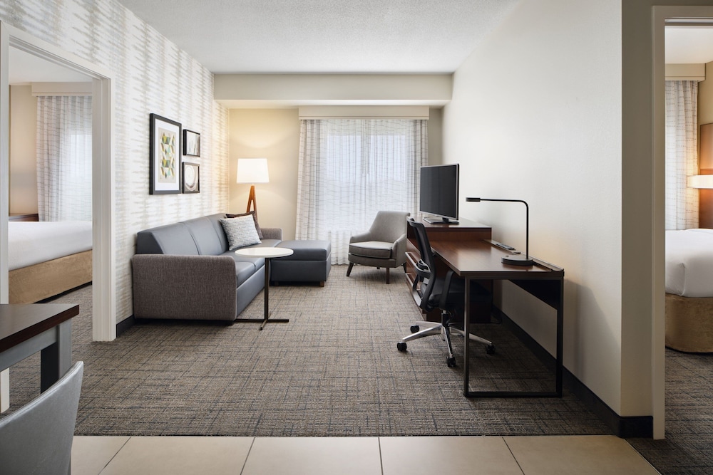 Residence Inn Fort Myers at I-75 and Gulf Coast Town Center 49/53