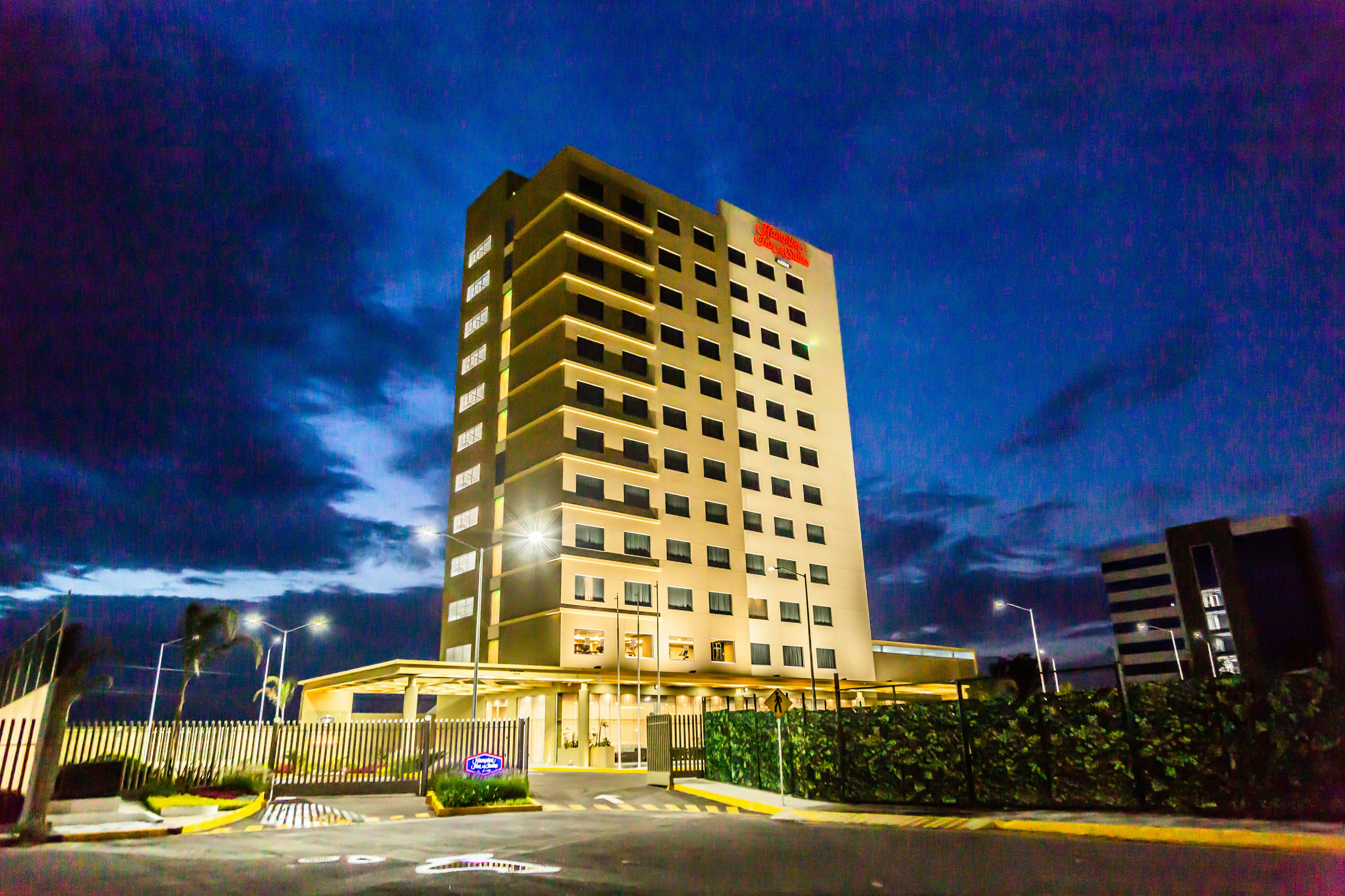 Hampton Inn Suites By Hilton Puebla 2/56