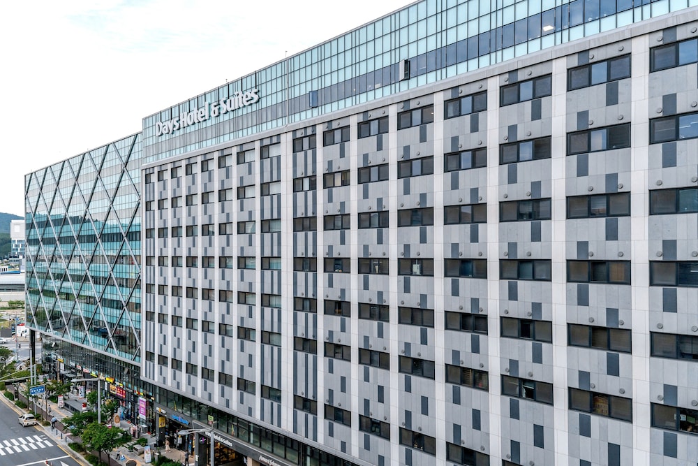 Days Hotel & Suites by Wyndham Incheon Airport 5/50