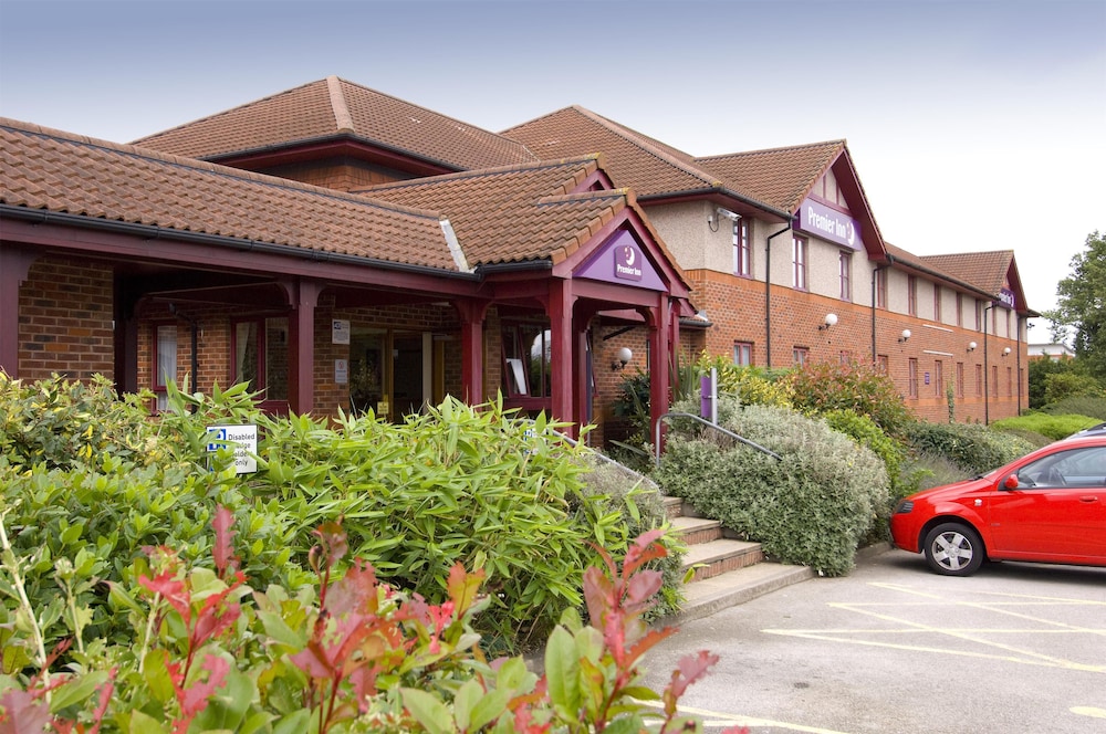 Premier Inn Mansfield in Alfreton