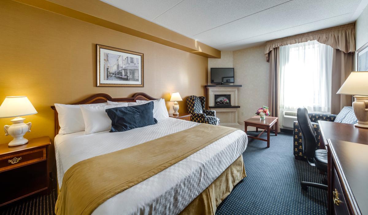 Room, King Bed