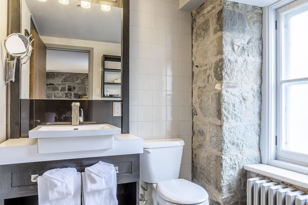 Hotel Louisbourg 20/49