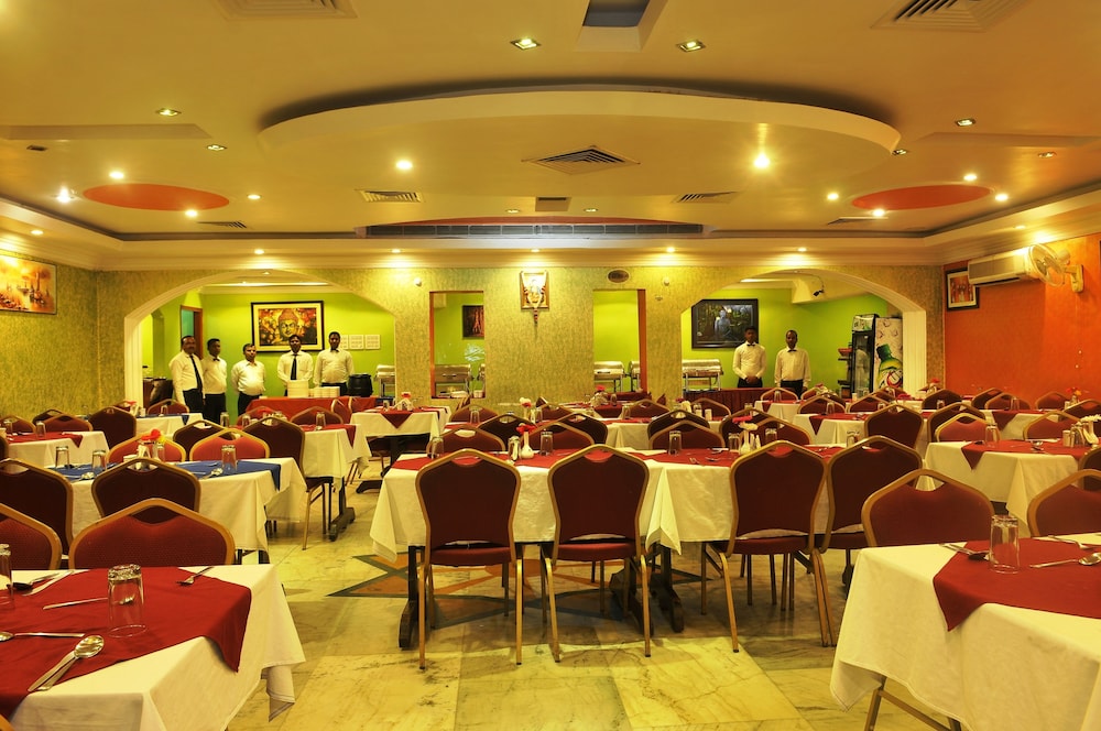 Hotel Taj Darbar 29/45