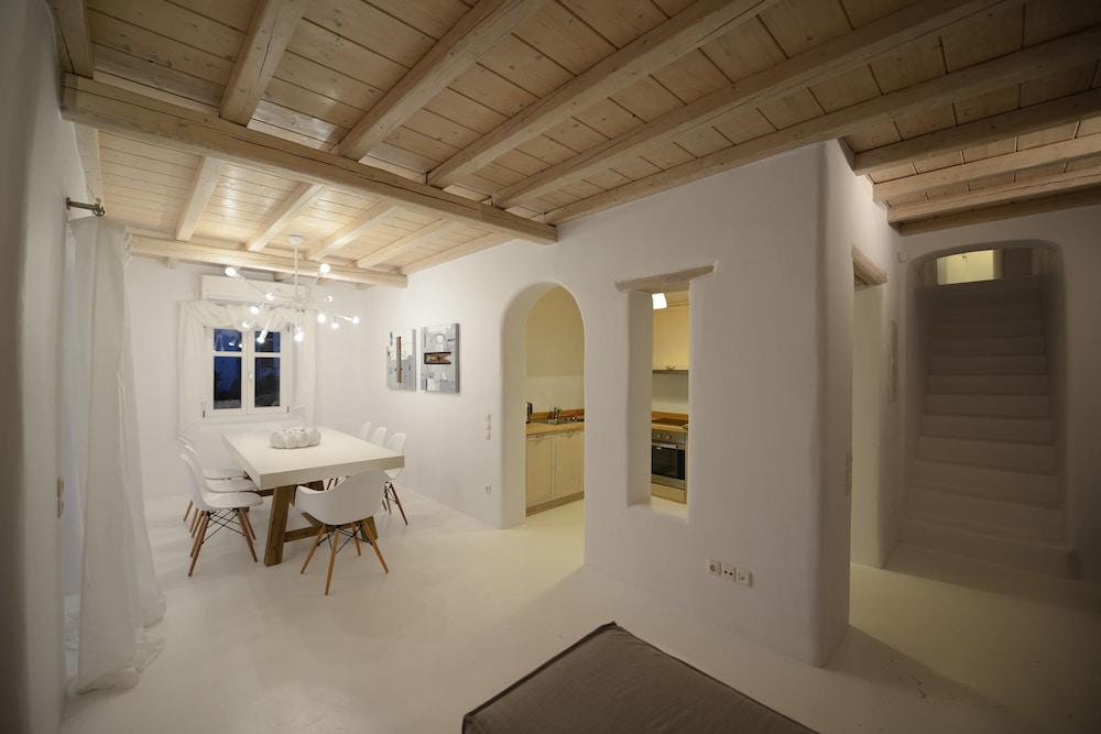 Villa Pearl 13/24