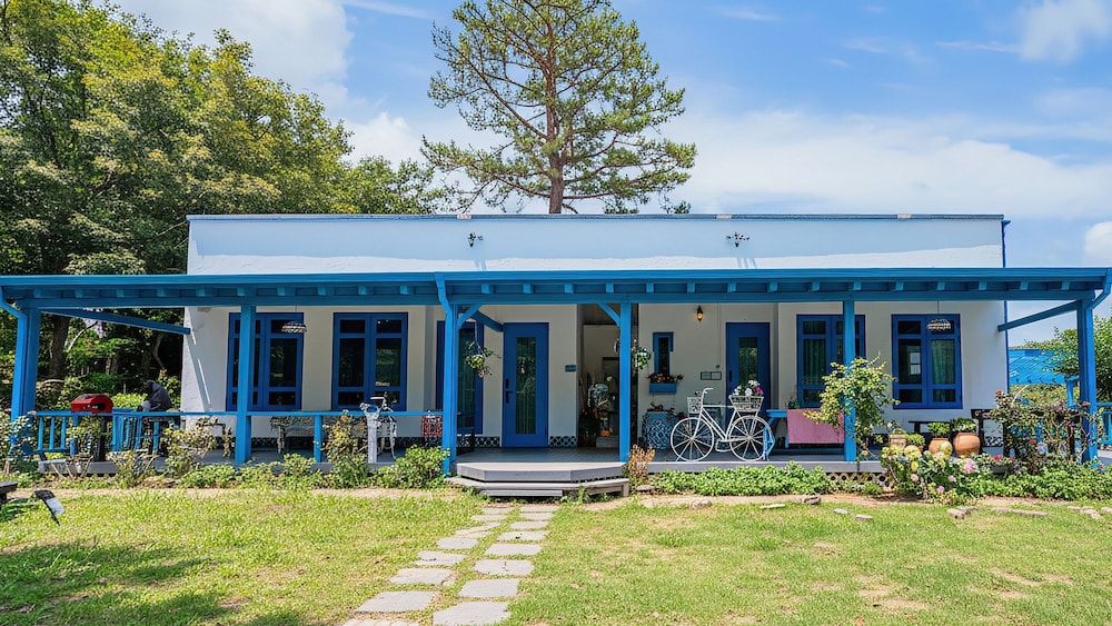 Ganghwa Picnic Pension 1/50