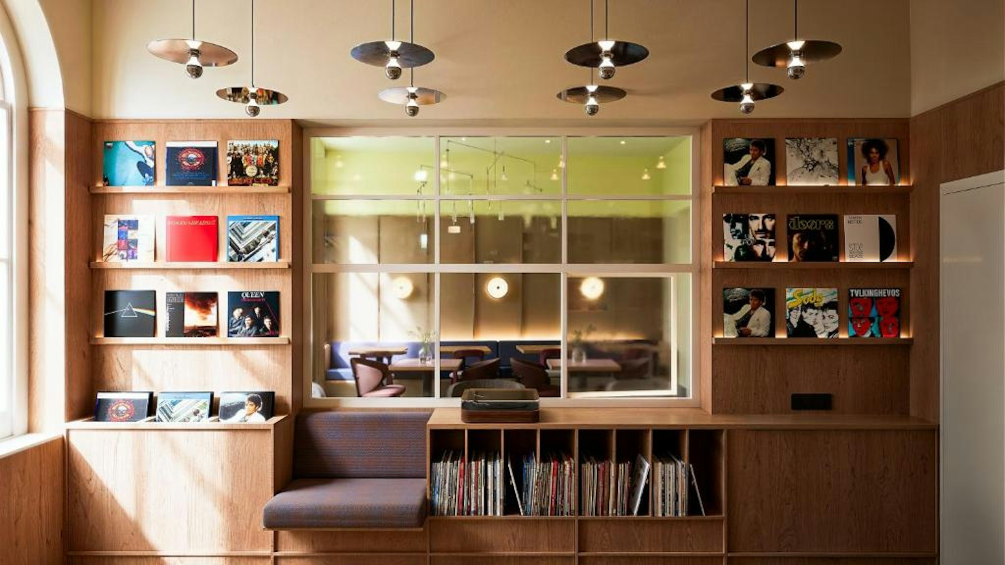 Conscious Hotel Oudegracht 12/16