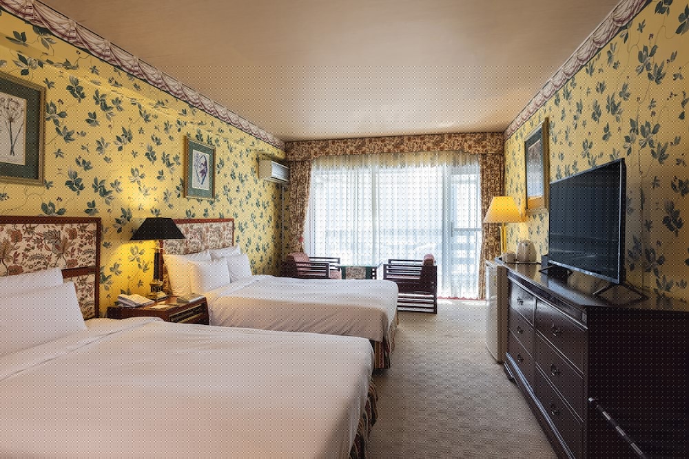 Kensington Hotel Seorak 13/77