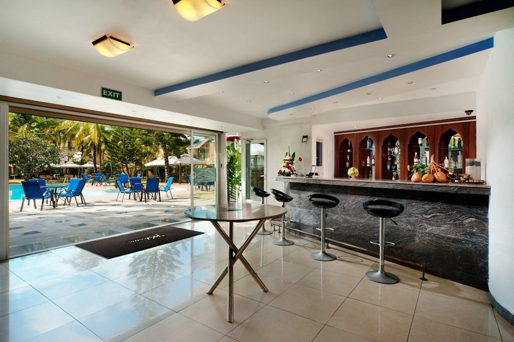 Lobby at Manisa Hotel, FLIC-EN-FLAC