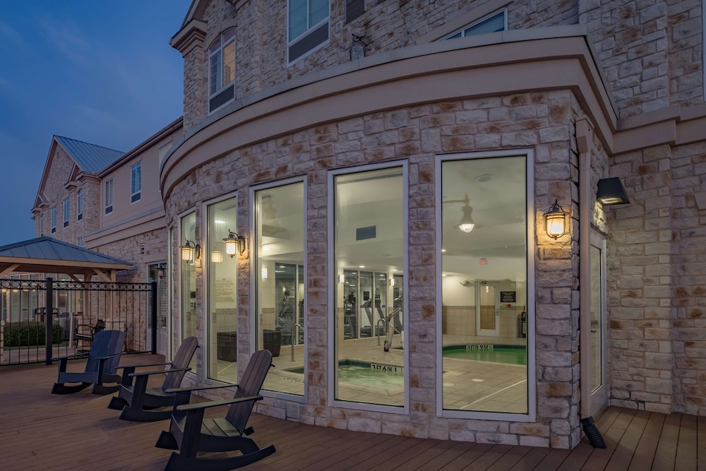 Hilton Garden Inn Granbury 3/64