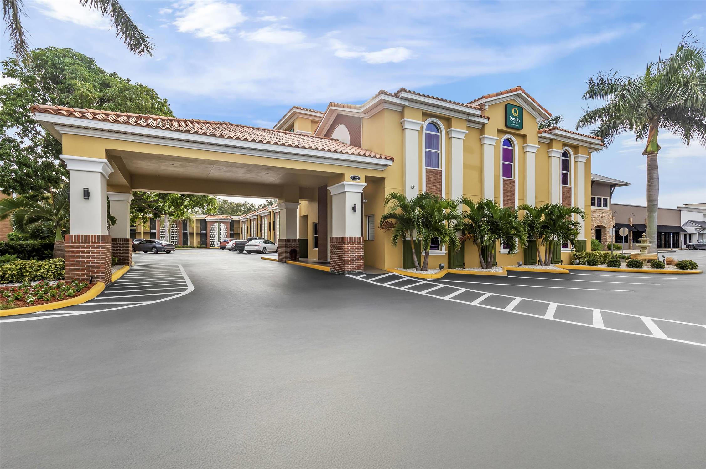 Quality Inn Tampa Airport - Cruise Port 62/69