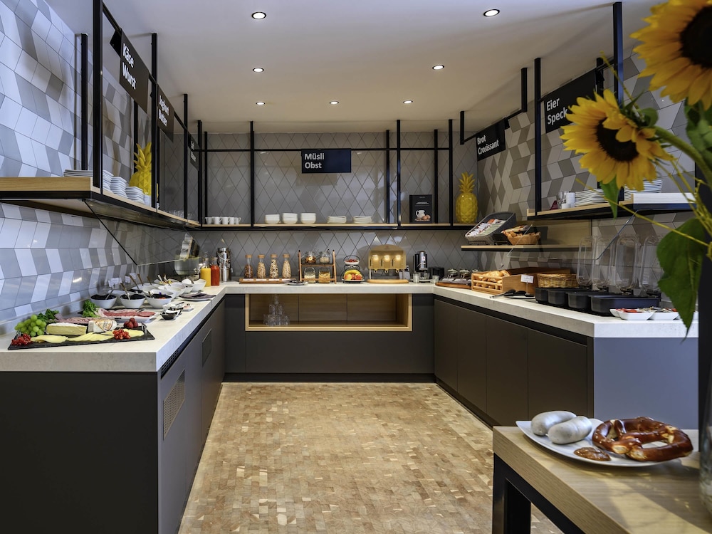 Mercure Muenchen Schwabing 12/76