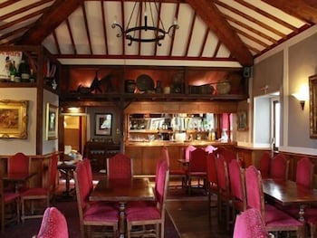 The Eagle and Child Inn 23/28