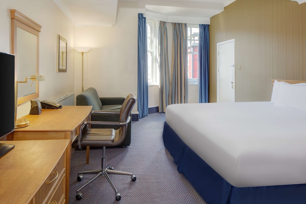 Hilton Nottingham 37/97
