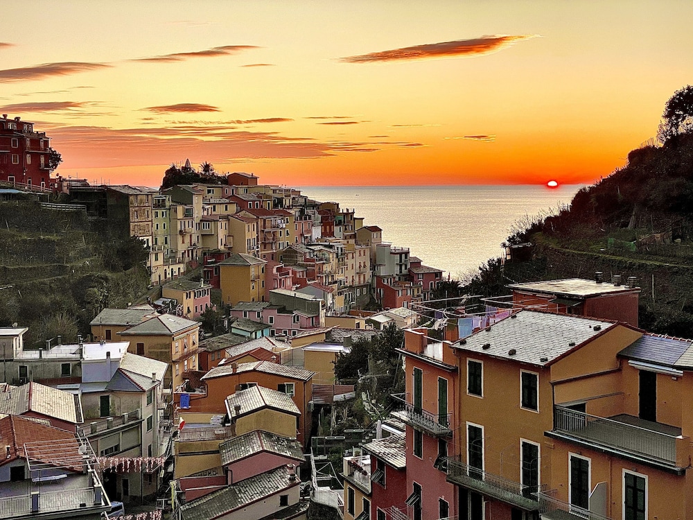Giovanni Rooms Manarola 45/49