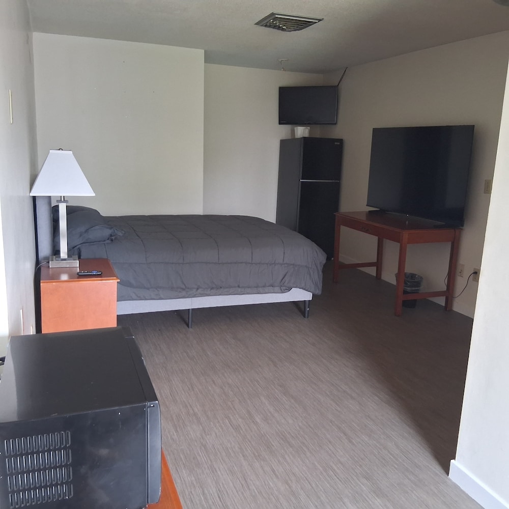 The Dalles House Motel 55/68