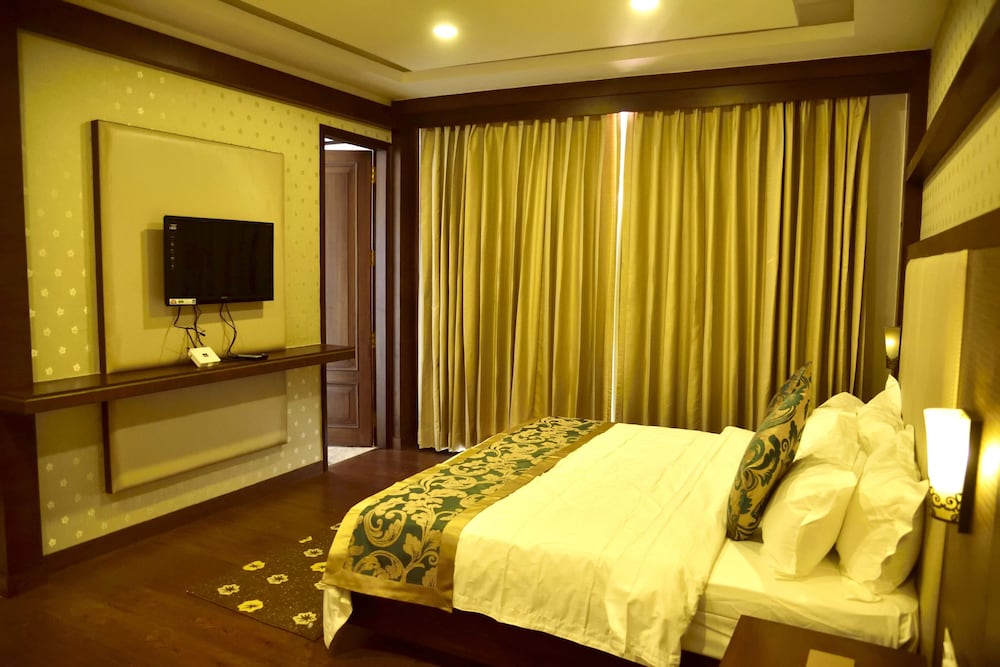 The Fern Hillside Resort Bhimtal 38/76