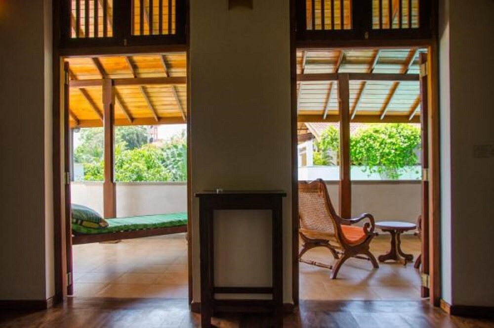 Villa Tara 9/48