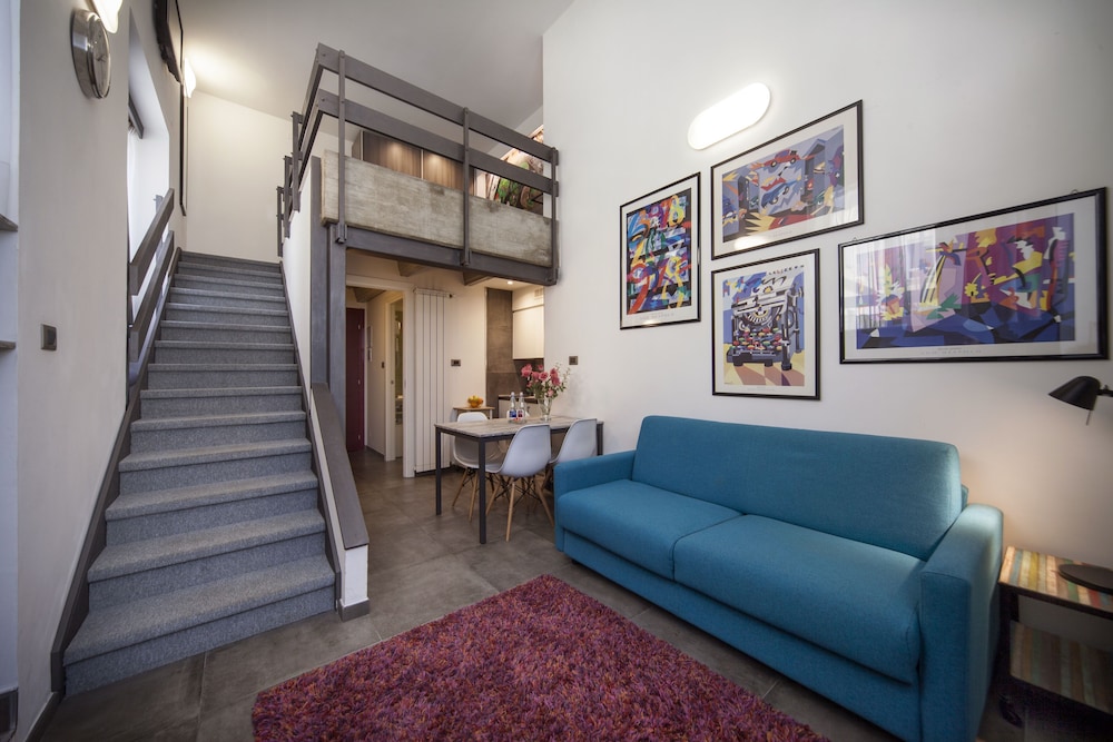 Star Residence 30/47