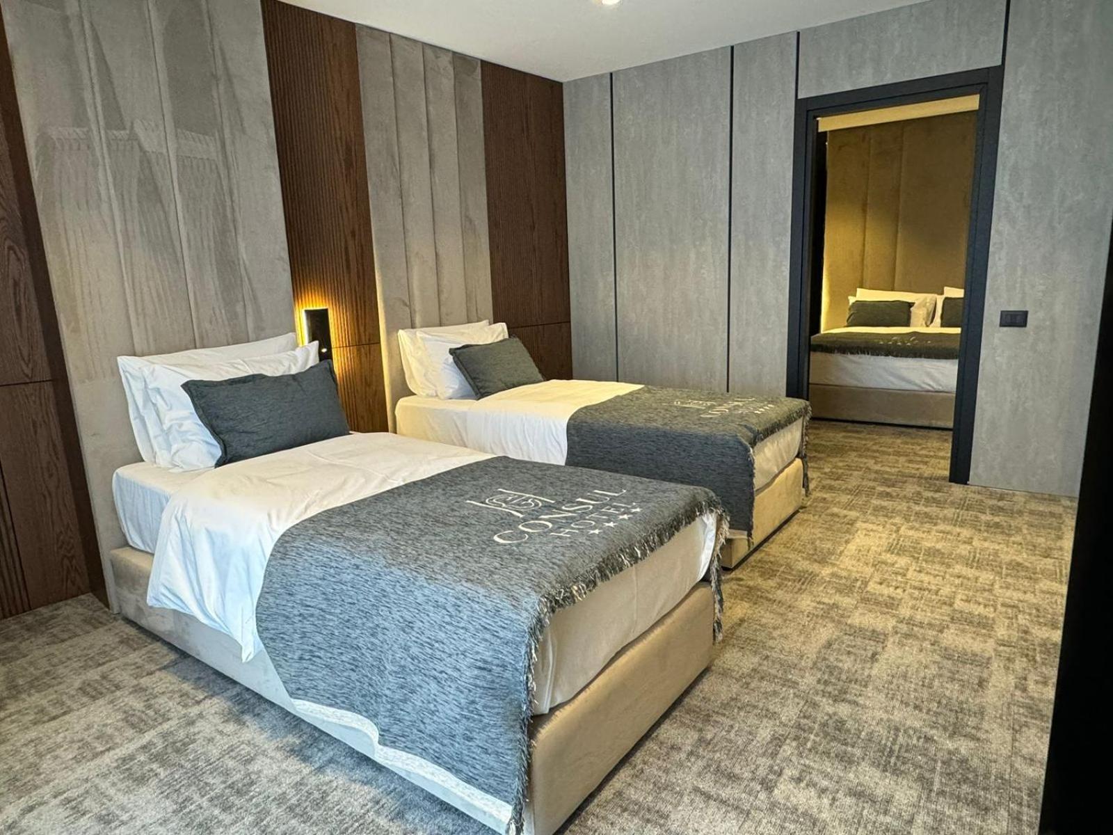 Hotel Consul 17/55