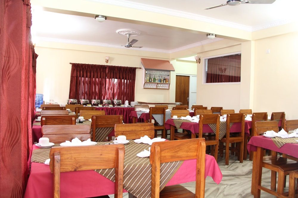 restaurant-cafeteria