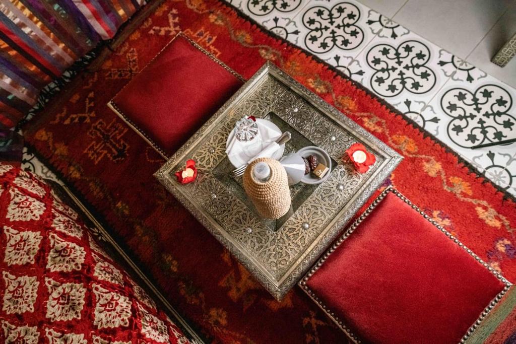 Riad Kiyanjana 26/43