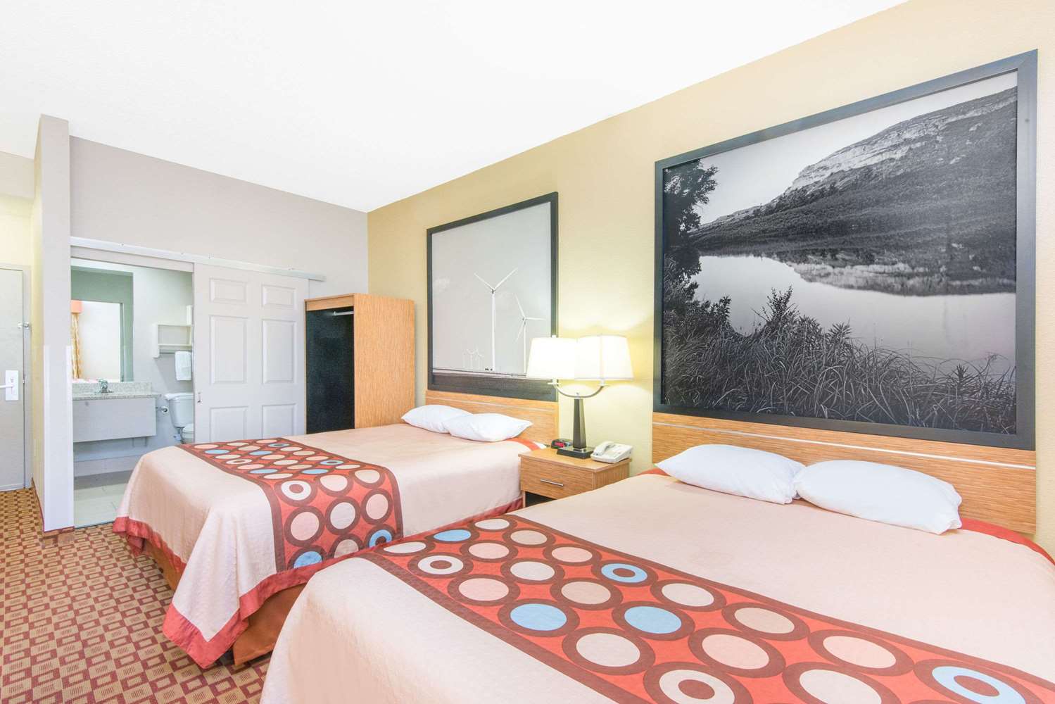 Super 8 by Wyndham Wichita South 9/15