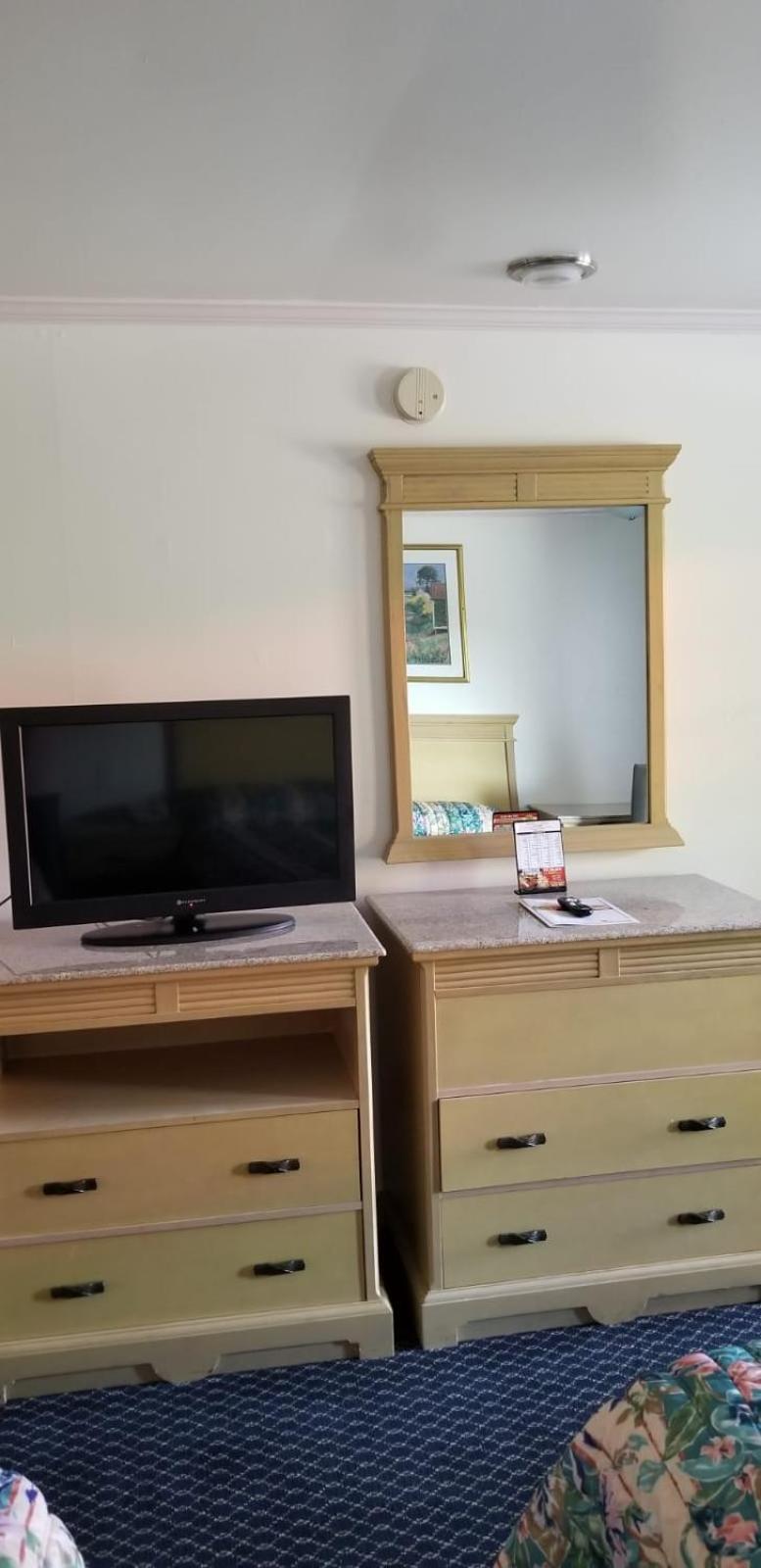 Budget Lodge 11/15