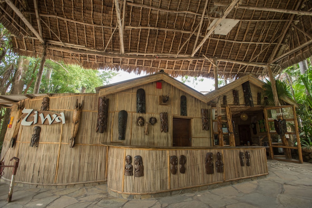 Ziwa Beach Resort 8/60