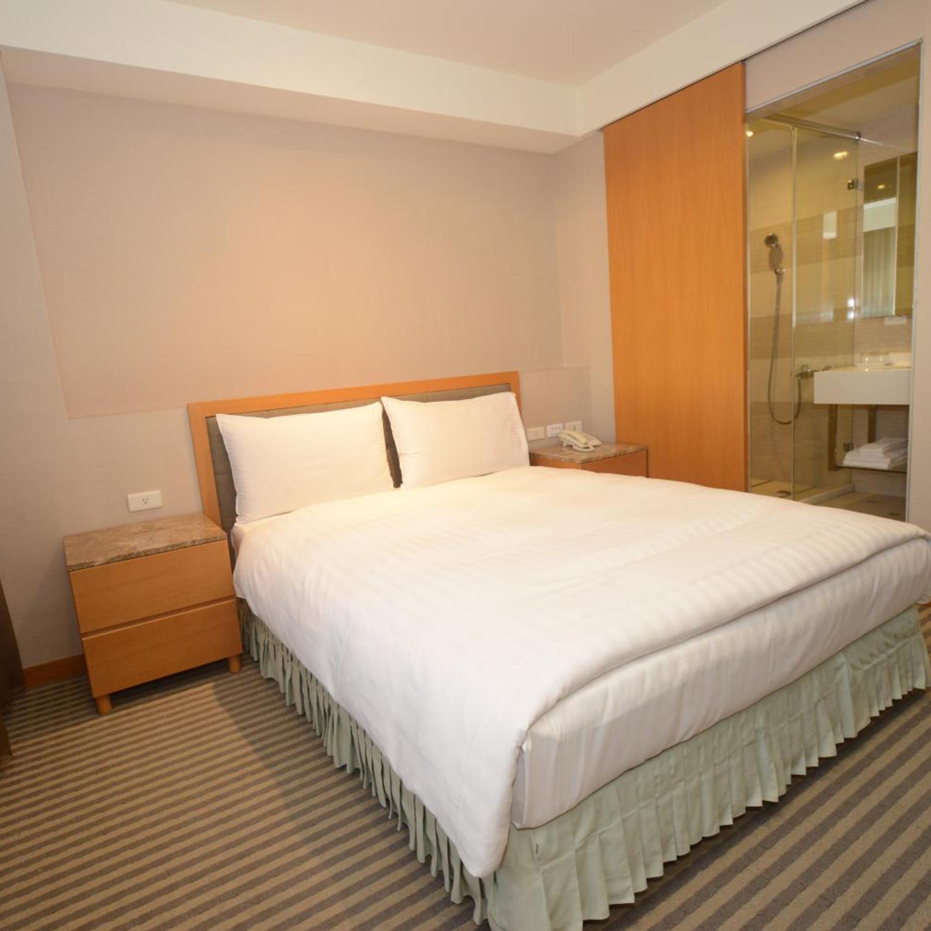 Apollo Hotel 22/83