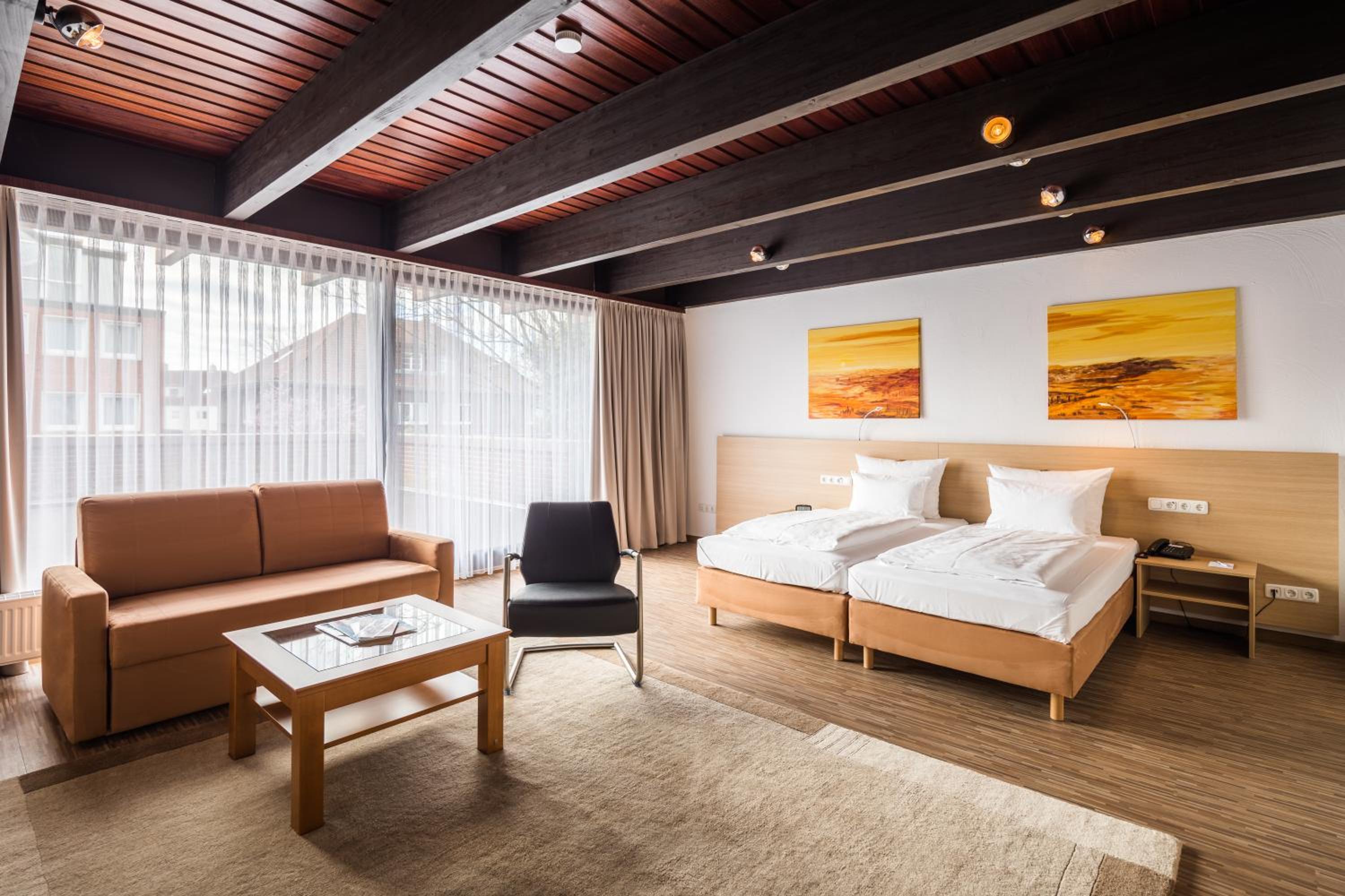 Roof Top, Studio, King Bed, Balcony, Annex