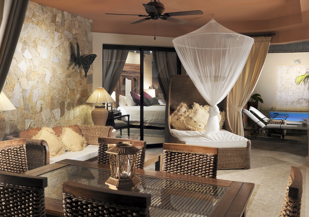 Royal Garden Villas & Spa 50/80