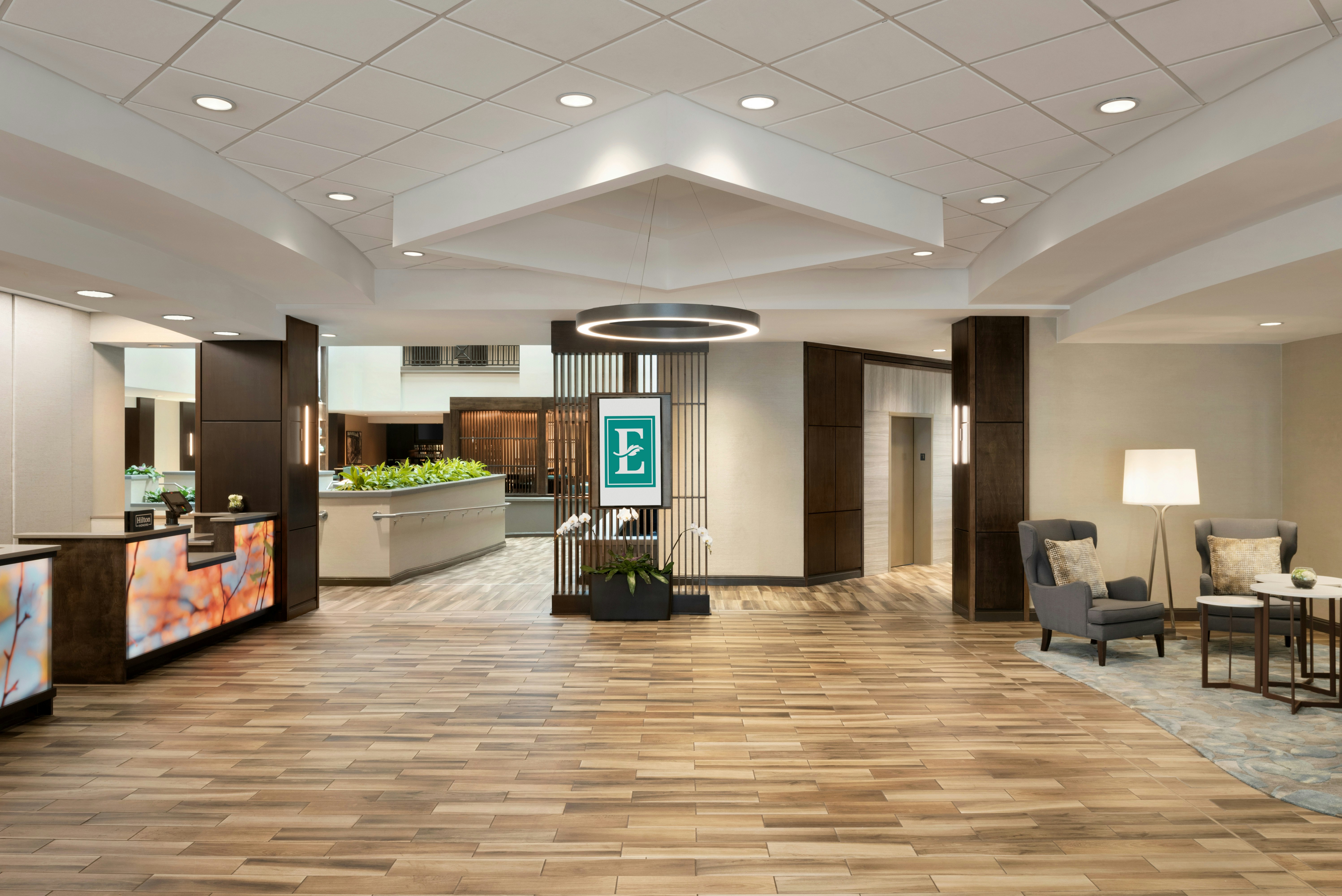 Embassy Suites By Hilton Atlanta Alpharetta 47/82