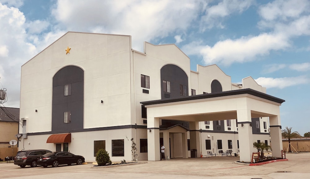 Days Inn By Wyndham Kemah 1/56