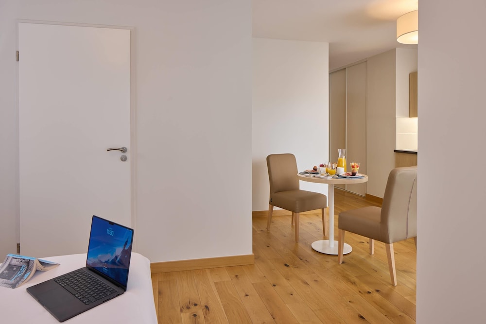 Quality Aparthotel Pau Porte des Pyrenees 34/41