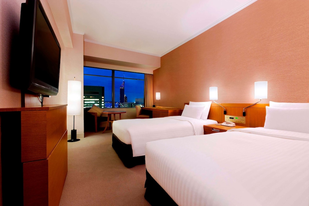 Hilton Fukuoka Sea Hawk 22/84