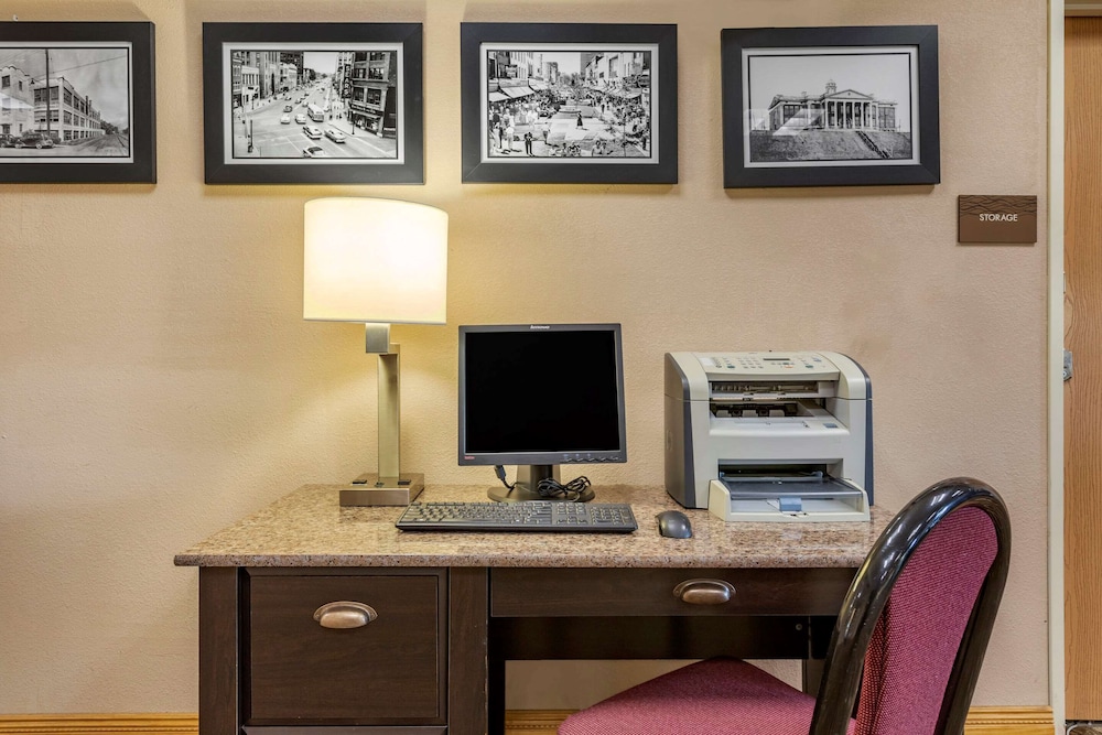 Comfort Inn Downtown University Area 36/37