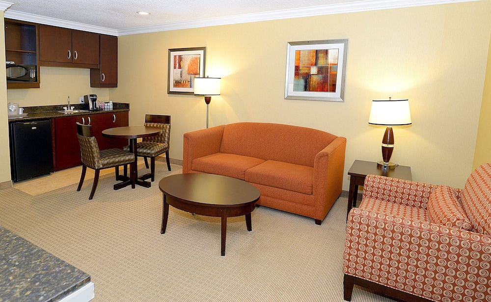 Holiday Inn San Mateo 41/65