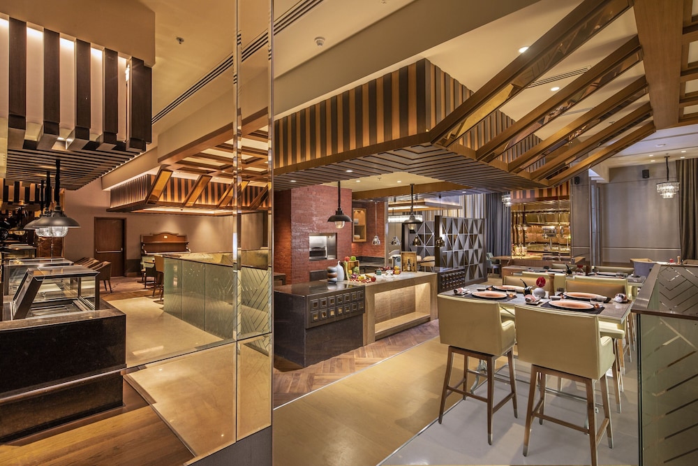 Itc Royal Bengal A Luxury Collection Hotel Kolkata 49/59